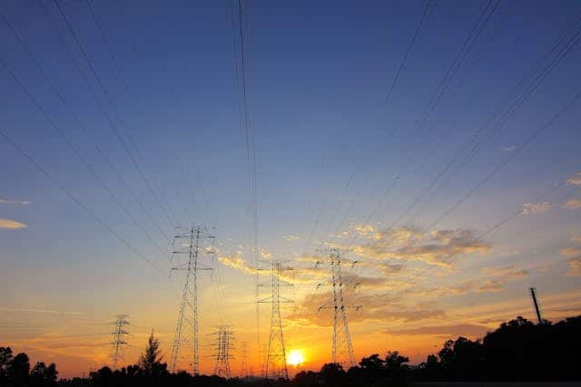 Achter de Schermen: Hoe Energievergelijkers tot een Vergelijking Komen