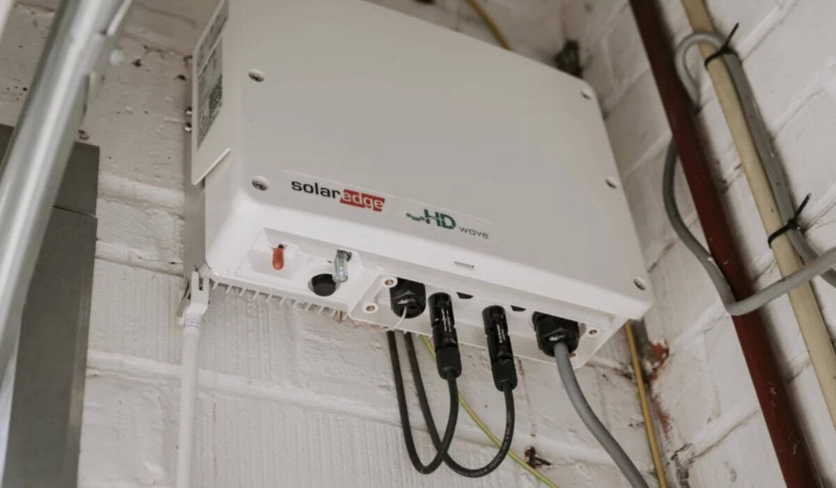 SolarEdge omvormer kiezen: 1 fase, 3 fase of hybride?